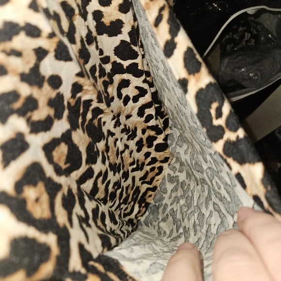 Cato Womans Long Sleeve Cheetah Print Cardigan Size 18W/20W - Picture 5 of 12